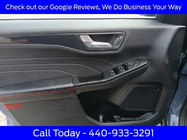 2025 Ford Escape ST-Line Select