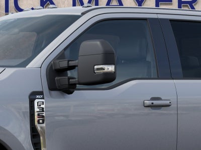 2027 Ford Super Duty F-350® XLT