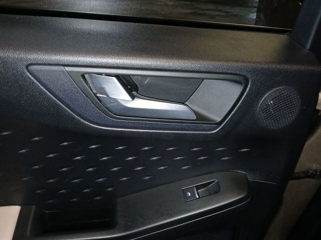 2020 Ford Escape Hybrid Titanium