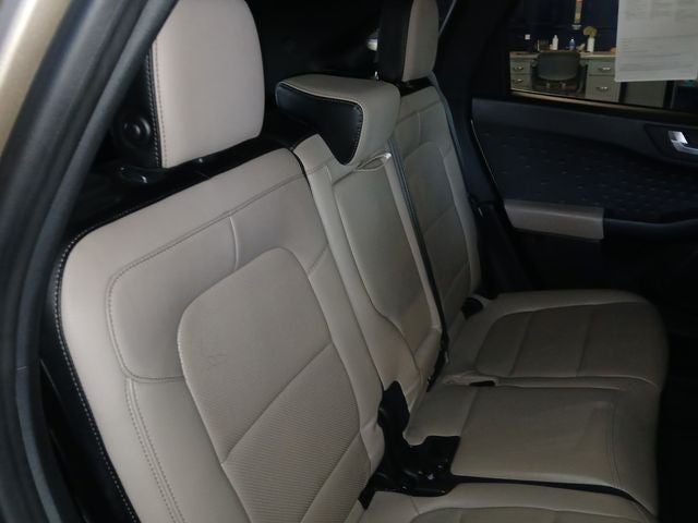 2020 Ford Escape Hybrid Titanium