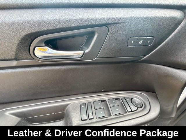 2017 Chevrolet Traverse 2LT 2LT