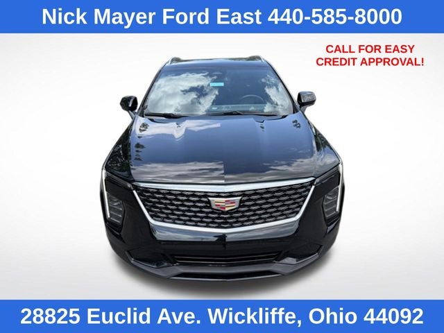 2025 Cadillac XT4 Premium Luxury