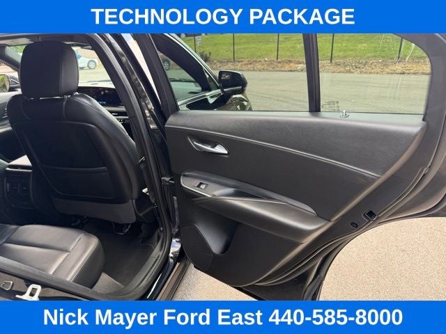 2025 Cadillac XT4 Premium Luxury