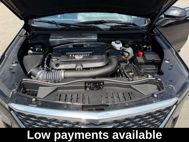 2025 Cadillac XT4 Premium Luxury