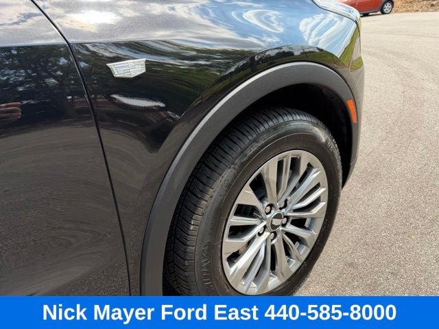 2025 Cadillac XT4 Premium Luxury