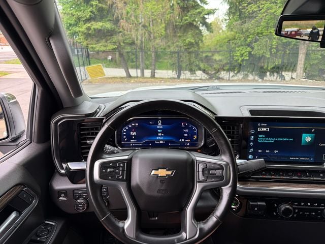 2025 Chevrolet Silverado 1500 LT LT1
