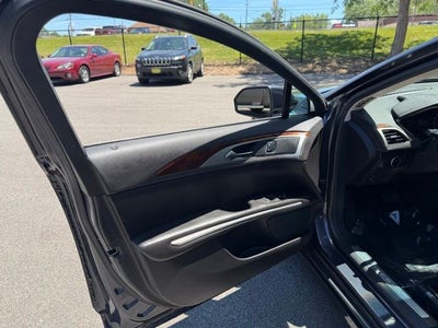 2013 Lincoln MKZ Base