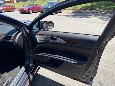 2013 Lincoln MKZ Base