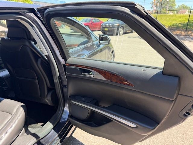 2013 Lincoln MKZ Base