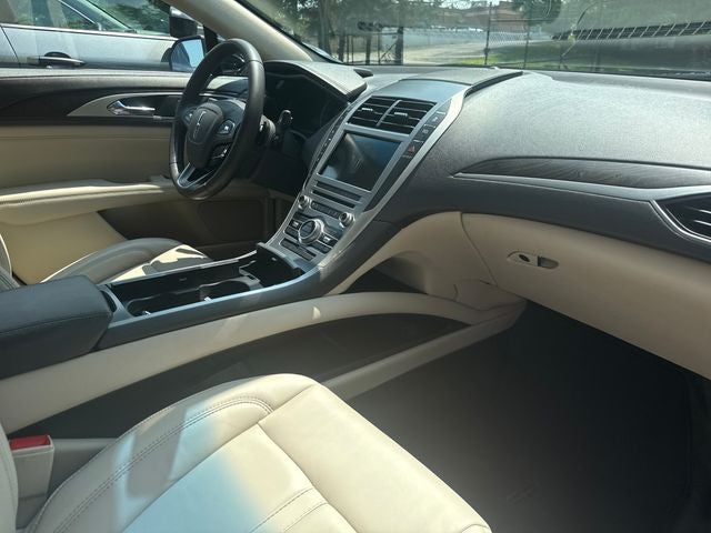2018 Lincoln MKZ Select