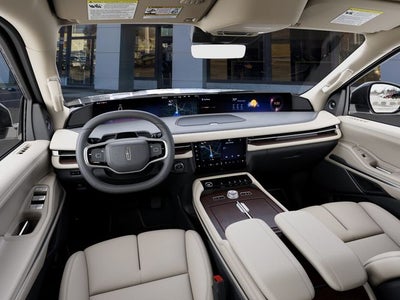 2027 Lincoln Navigator Premiere