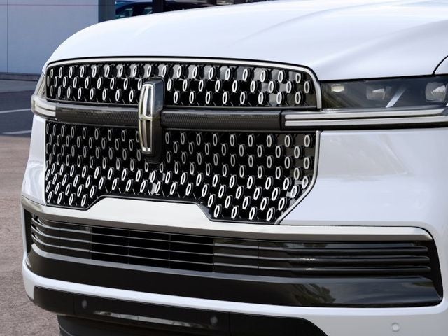 2027 Lincoln Navigator Premiere IN-TRANSIT
