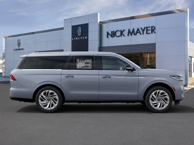 2027 Lincoln Navigator L Reserve