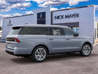 2027 Lincoln Navigator L Reserve