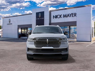 2027 Lincoln Navigator L Reserve