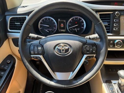 2017 Toyota Highlander XLE
