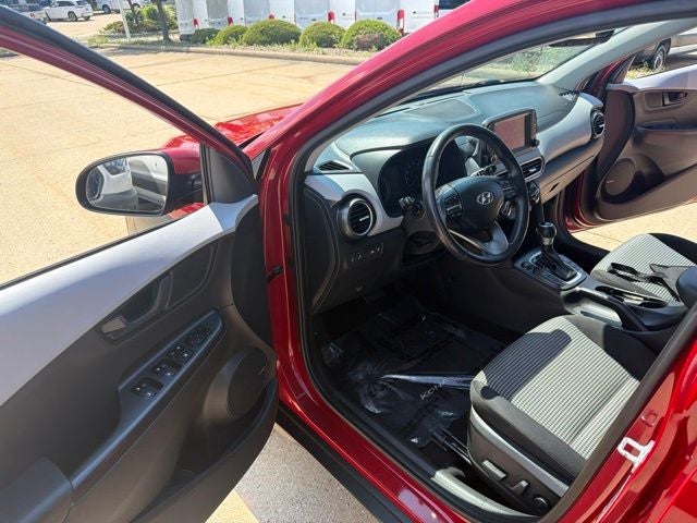 2020 Hyundai Kona SEL Plus