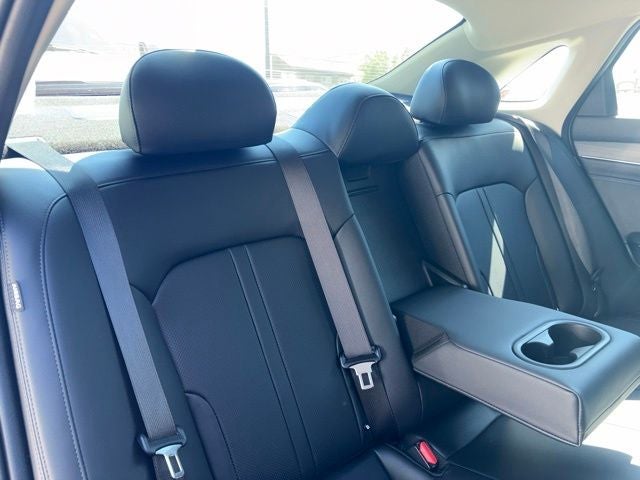 2025 Kia K5 EX