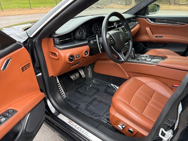 2023 Maserati Quattroporte Modena Q4