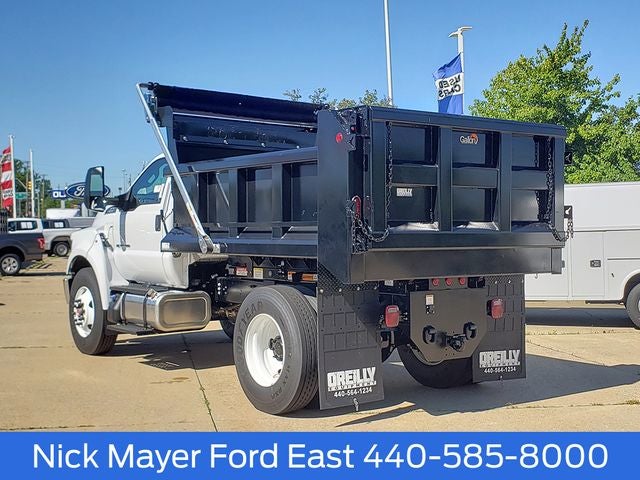 2027 Ford F-750SD Dump Truck