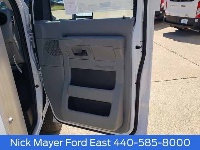 2027 Ford E-350SD SERVICE UTILITY BODY Cutaway