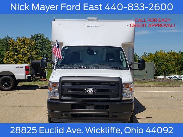 2027 Ford E-350SD SERVICE UTILITY BODY Cutaway