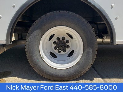 2027 Ford E-350SD SERVICE UTILITY BODY Cutaway