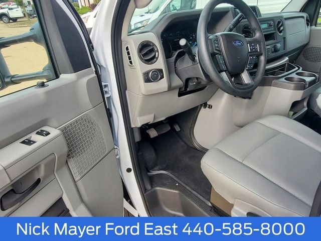 2027 Ford E-450SD Base