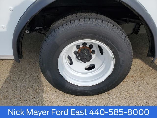 2027 Ford E-450SD Base