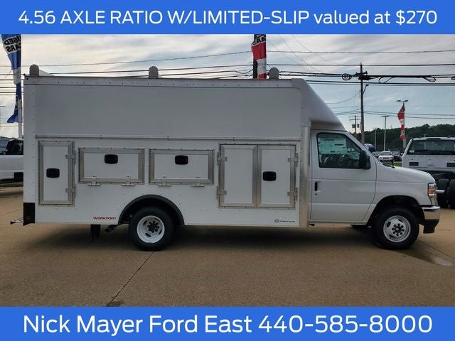 2027 Ford E-450SD Base