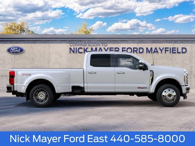 2027 Ford F-450SD King Ranch IN-TRANSIT