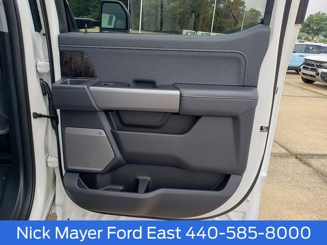 2026 Ford F-450SD Lariat DRW