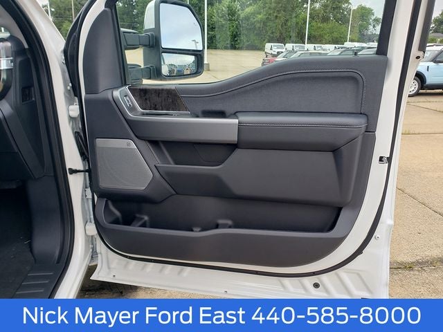2026 Ford F-450SD Lariat DRW