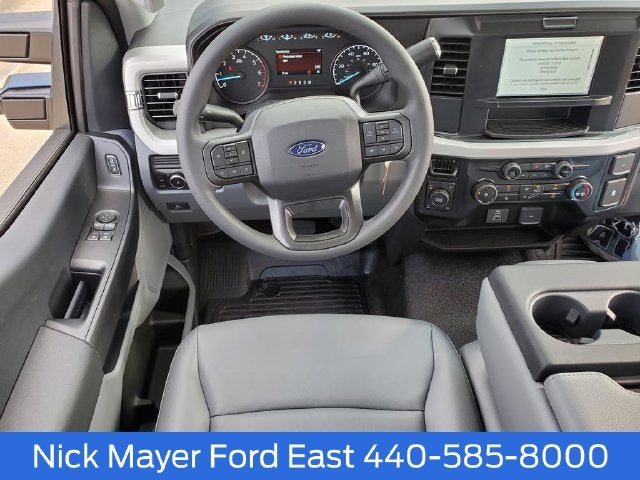 2027 Ford F-350SD XL