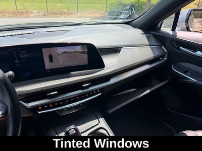 2025 Cadillac XT4 Premium Luxury