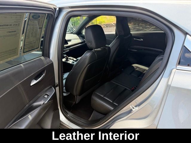 2025 Cadillac XT4 Premium Luxury