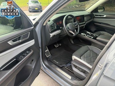 2024 Volkswagen Atlas 2.0T Peak Edition SE w/Technology