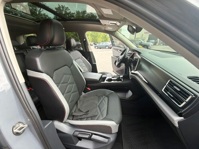 2024 Volkswagen Atlas 2.0T Peak Edition SE w/Technology