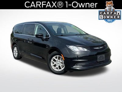2023 Chrysler Voyager LX