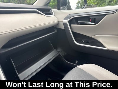 2019 Toyota RAV4 XLE