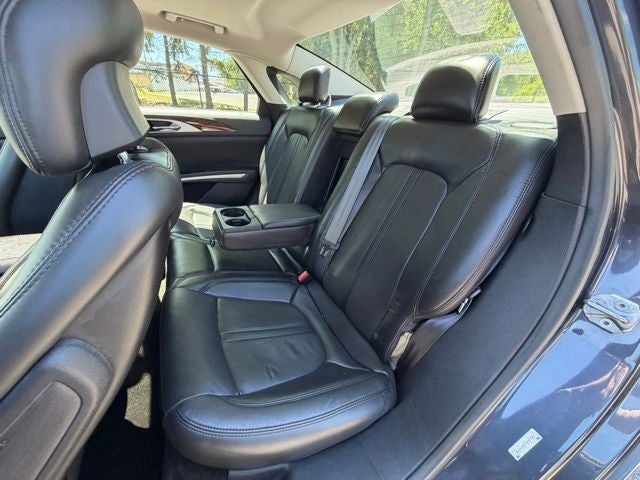 2013 Lincoln MKZ Base