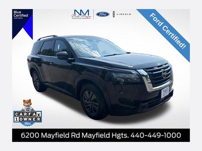 2024 Nissan Pathfinder SV