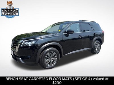2024 Nissan Pathfinder SV