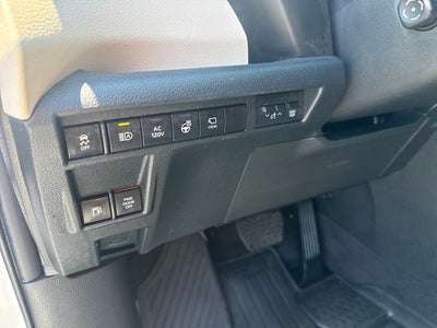 2023 Toyota Sienna Platinum 7 Passenger