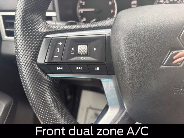 2025 Mitsubishi Outlander ES
