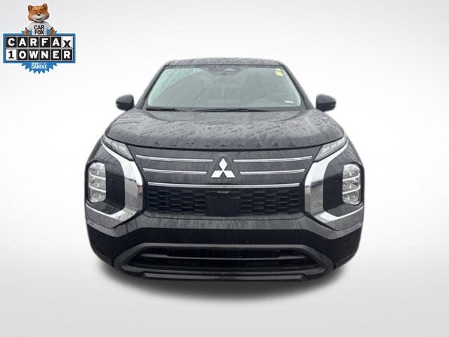 2025 Mitsubishi Outlander ES