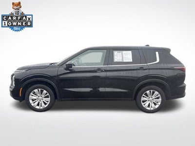 2025 Mitsubishi Outlander ES