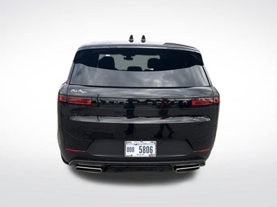 2025 Land Rover Range Rover Sport SE