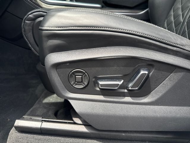 2023 Audi SQ8 4.0T Premium Plus quattro