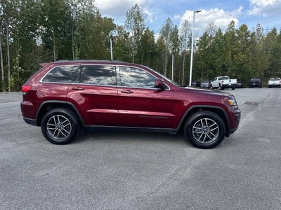 2019 Jeep Grand Cherokee Laredo E 4x2